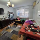 Liviu Rebreanu intersectie 1 Decembrie 1918, langa Auchan Titan, Poarta 4